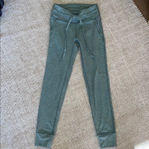 Aerie blue/green leggings